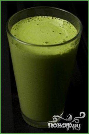 Зеленый витаминный напиток с кокосом - фото шаг 4