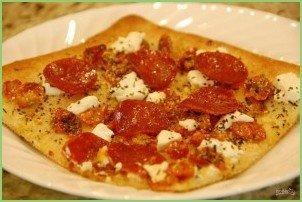 Пицца с томатами и козьим сыром - фото шаг 7