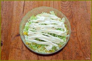 Крабовый салат с капустой и огурцом - фото шаг 7