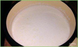 Панкейки на кислом молоке с добавлением растительного масла - фото шаг 1