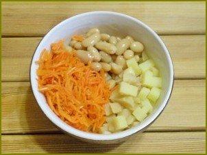 Салат с корейской морковкой и фасолью - фото шаг 3