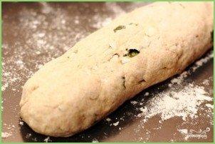 Домашний хлеб с орехами, базиликом и козьим сыром - фото шаг 8