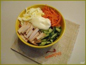 Салат с копченой курицей и корейской морковью - фото шаг 5
