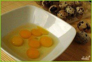 Майонез на перепелиных яйцах - фото шаг 1