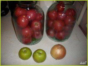Маринованные помидоры с яблоками - фото шаг 2