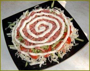 Салат из пекинской капусты с колбасой - фото шаг 7