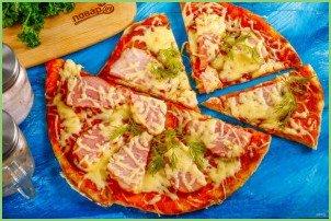 Дрожжевая пицца на сковороде - фото шаг 9