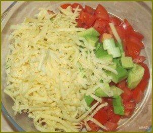 Салат из сыра и авокадо - фото шаг 5