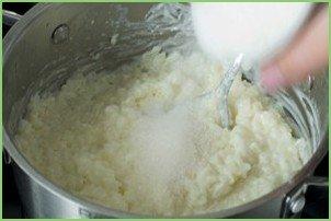 Запеканка из рисовой молочной каши - фото шаг 3