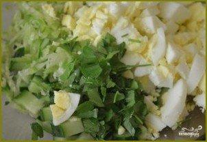 Салат из редьки с яйцом - фото шаг 6