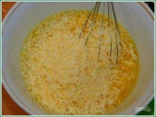 Сырный омлет с сухариками