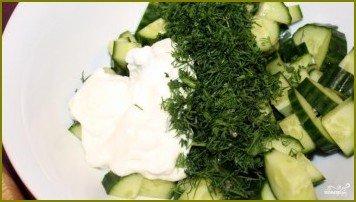 Греческий салат из огурцов - фото шаг 4