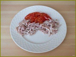 Салат с кальмарами, помидорами и перцем - фото шаг 4