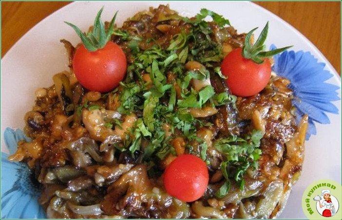 Ливанский хумус с пряными куриными сердечками