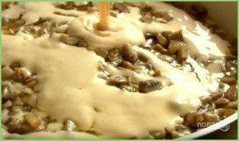 Наливной пирог с грибами и сыром - фото шаг 5