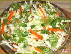 Салат из капусты с морковью и яблоками - фото шаг 4