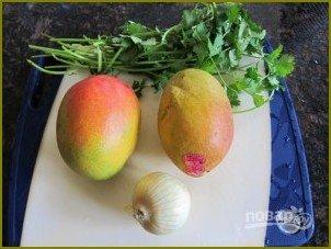 Салат с манго и зеленью - фото шаг 1