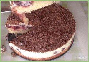 Бисквитный торт с вишневой начинкой - фото шаг 9