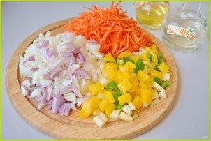 Овощной салат с рисом на зиму - фото шаг 2