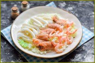 Салат из пекинской капусты с морепродуктами - фото шаг 6