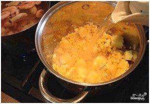 Кукурузный крем-суп с креветками - фото шаг 3