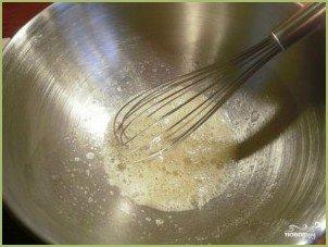 Белково-масляный крем для торта - фото шаг 1