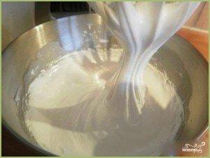Белково-масляный крем для торта - фото шаг 3