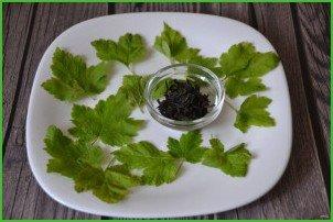 Чай из листьев черной смородины - фото шаг 1