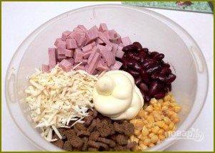 Овощной салат с фасолью и кукурузой - фото шаг 2