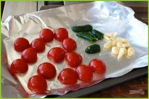Сальса из запеченных томатов, чеснока и перца - фото шаг 2