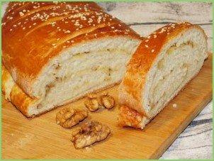 Белый хлеб с сыром и орехами - фото шаг 6