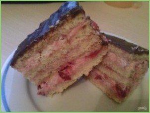 Бисквитный вишневый торт с творожным кремом - фото шаг 6