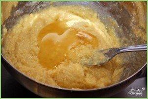 Быстрый пирог с консервированными персиками - фото шаг 4
