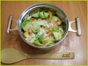 Салат из зеленых помидоров на зиму - фото шаг 4
