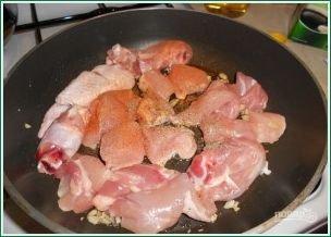 Фетучини с курицей в сливочном соусе