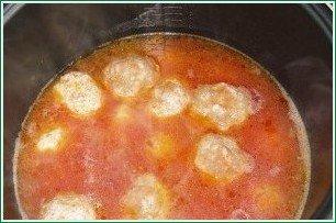 Фрикадельки в томатном соусе в мультиварке