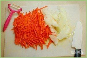 Морковно-луковые оладьи - фото шаг 1