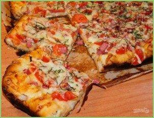 Домашняя пицца с колбасой и помидорами - фото шаг 6