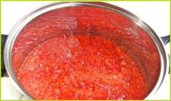 Кабачки, жареные в томатном соусе, на зиму - фото шаг 1