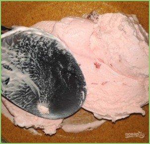 Пирог из замороженных ягод - фото шаг 3