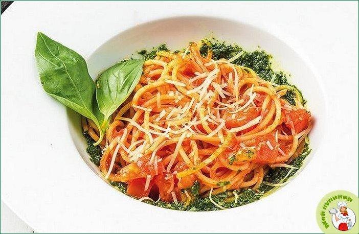 Спагетти с креветками в сливочно-томатном соусе