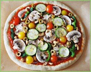 Вегетарианская пицца с грибами - фото шаг 7
