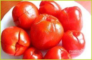 Малосольные помидоры с чесноком и зеленью - фото шаг 5