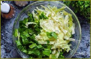 Салат из китайской капусты и помидоров - фото шаг 1