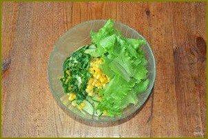 Салат с капустой, огурцами и кукурузой - фото шаг 5