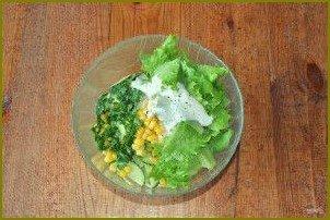 Салат с капустой, огурцами и кукурузой - фото шаг 6