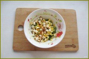 Постный салат с сухариками - фото шаг 4