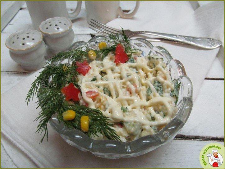 Салат из консервированного лосося