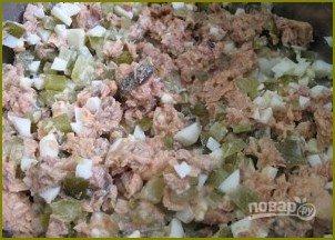 Салат с рисом и солеными огурцами - фото шаг 4