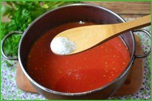 Помидоры в томатном соке на зиму - фото шаг 2